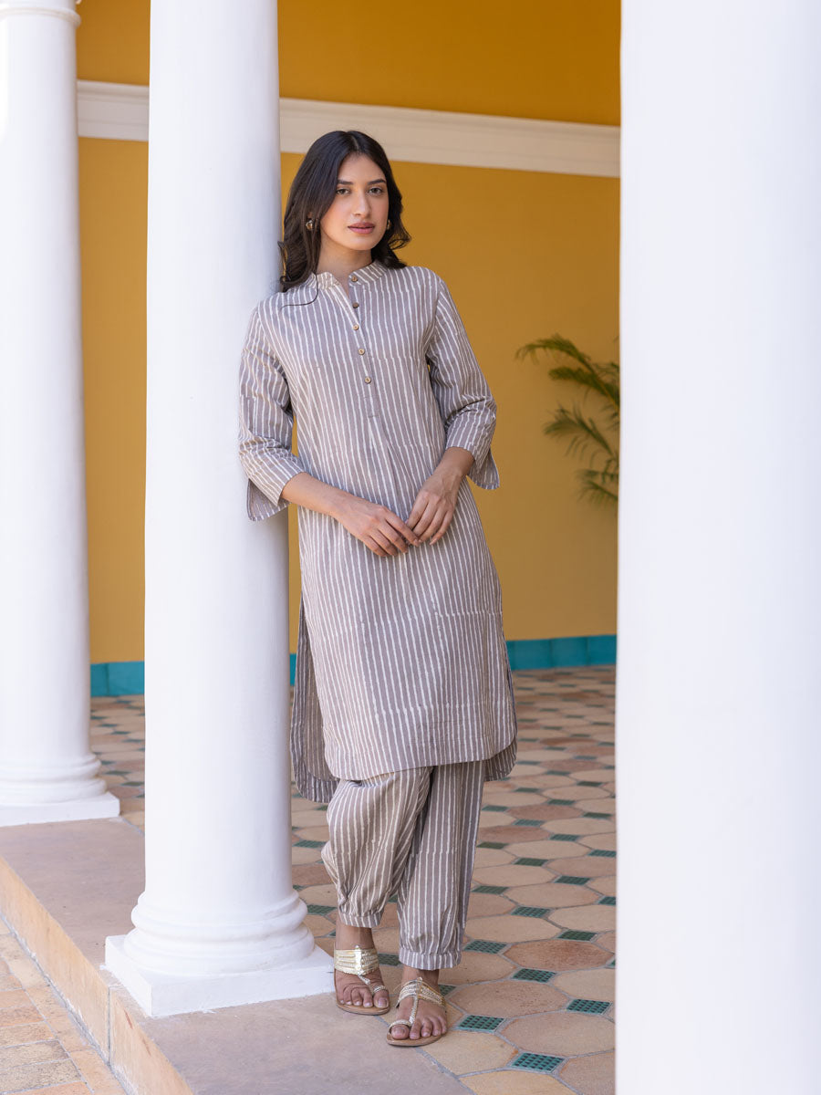 Grey Printed Sleevless Cotton Kurta