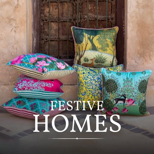 Bedsheets, quilts, dohars, cushions, jarokhas - Pinklay