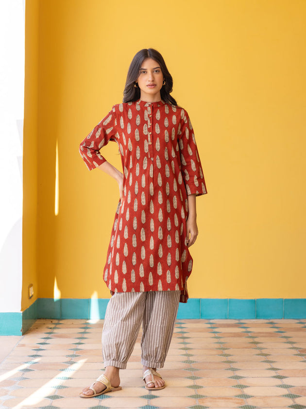 Set of 2 - Nitya Bagru Block Printed Kurta and Lantern Pants