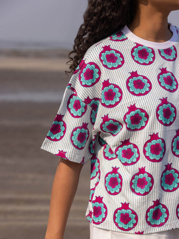 Ojas Hand Block Printed T-shirt - Regular-fit - Pinklay