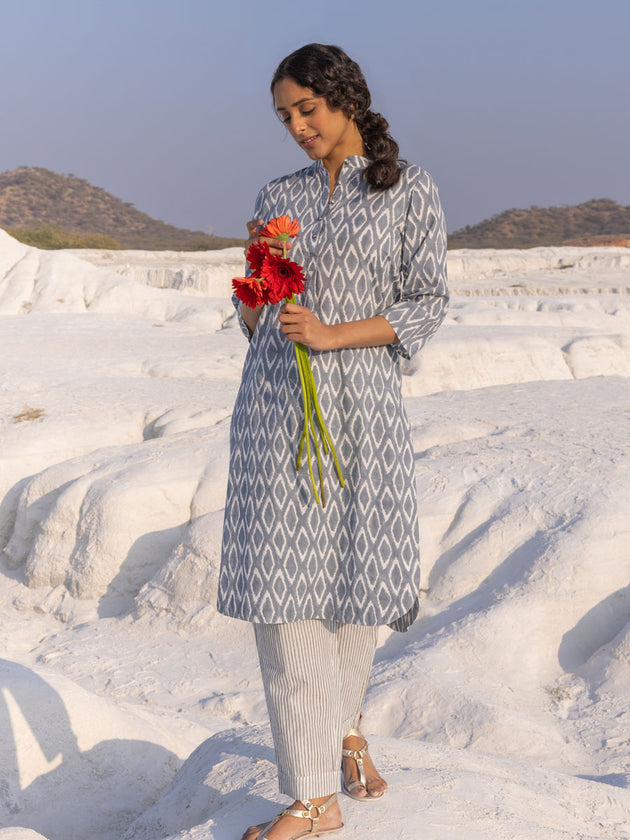 Set of 2 - Kesha Grey Cotton Kurta and Pants