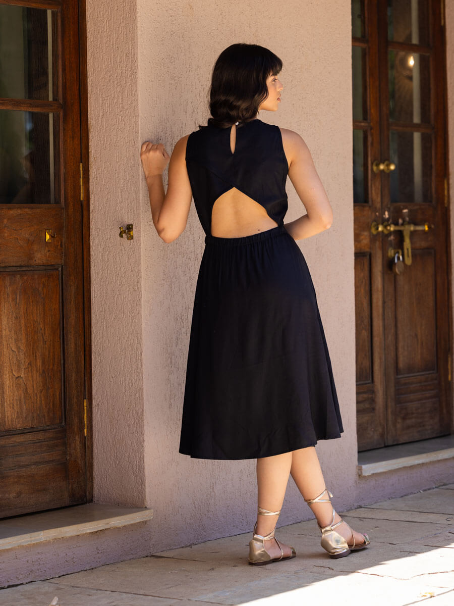 Black Flared Dress For Womens Pinklay (India) Black Flared Dress For Womens Pinklay (India)