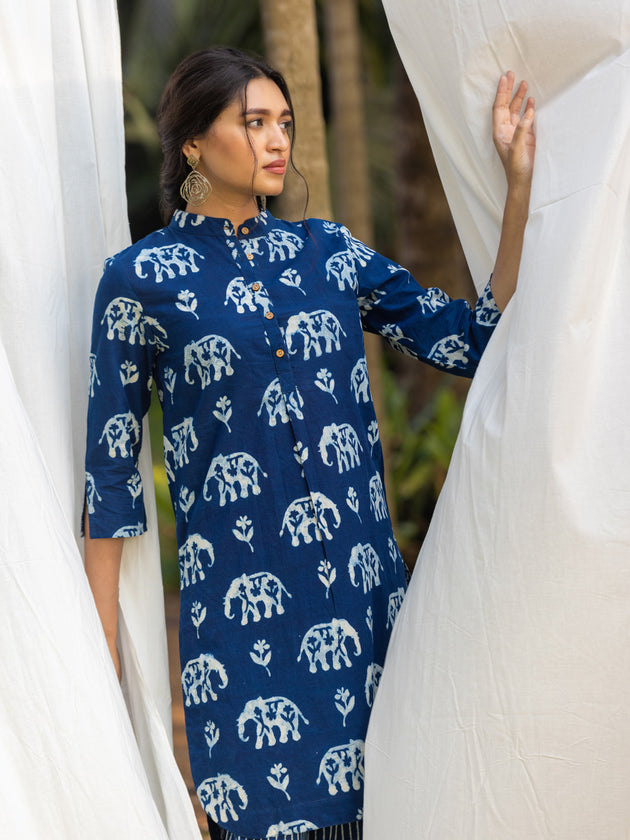 Set of 2 - Tarang Indigo Cotton Kurta with Pants