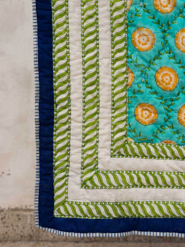 Amaltas Block Printed Cotton Quilt - Pinklay