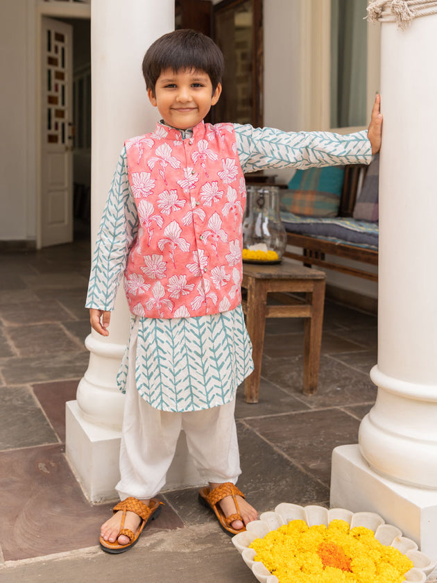 Set of 3 - Anant Long Kurta with Jacket | Pinklay