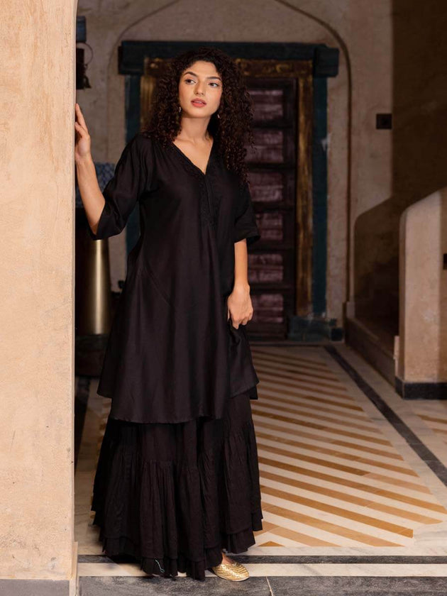 Black Rayon Embroidered Kurta | Pinklay
