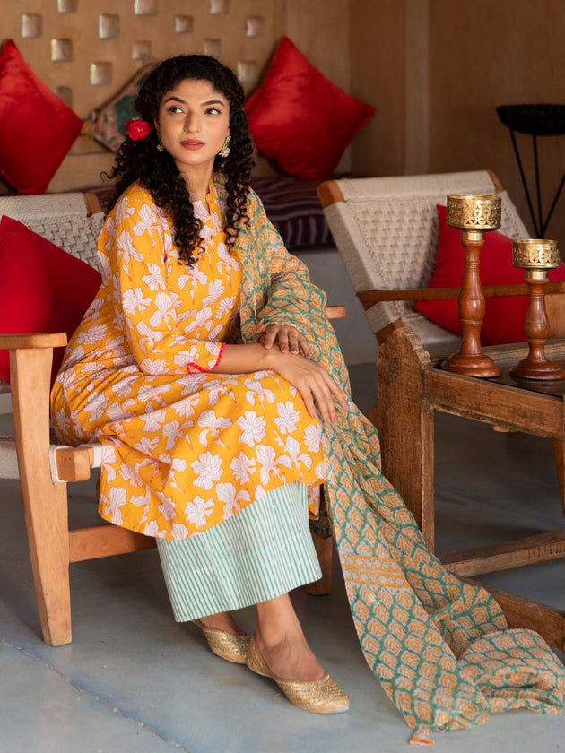 Kavita Cotton Kurta | Pinklay