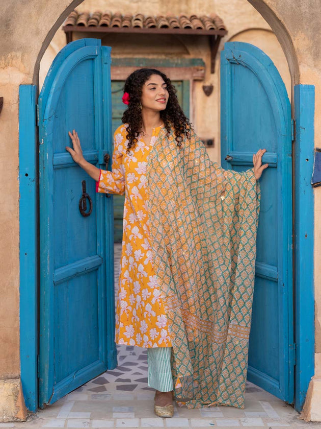 Kavita Cotton Kurta | Pinklay