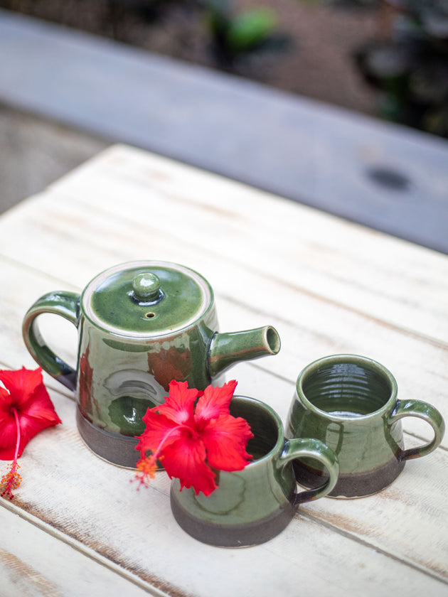 Emerald Hand-Thrown Dimpled Ceramic Tea Pot - Pinklay