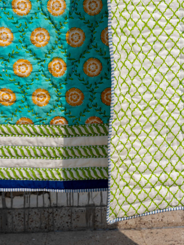 Amaltas Block Printed Cotton Quilt - Pinklay