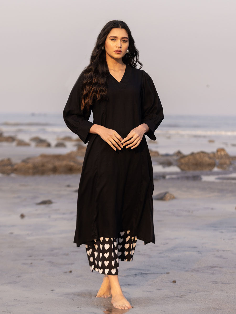 long kurta dress Malang Solid Black Slub Long Kurta