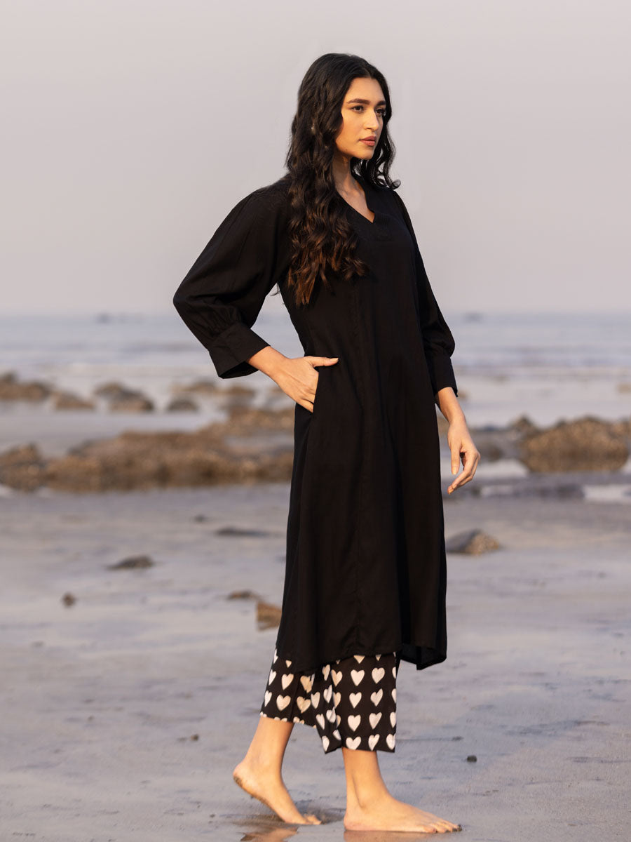 Malang Solid Black Slub Long Kurta - Pinklay Pinklay (India) Malang Solid Black Slub Long Kurta - Pinklay Pinklay (India)