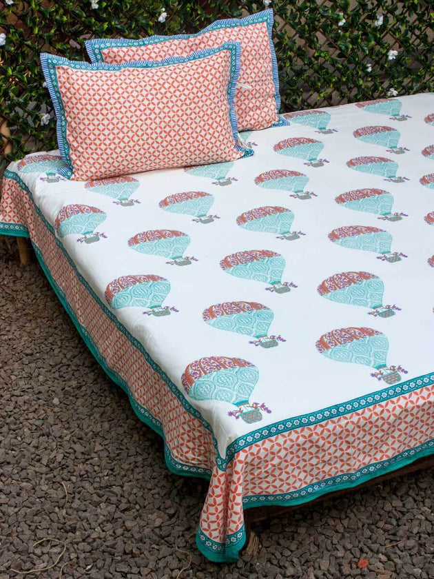 Sky Ride Block Printed Cotton Bedsheet - Pinklay