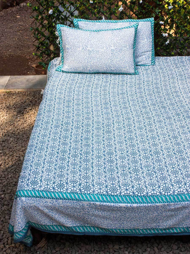 Geometrical Block Printed Cotton Bedsheet - Pinklay