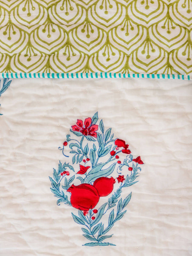 Pinar Block Printed Cotton Quilt - Pinklay