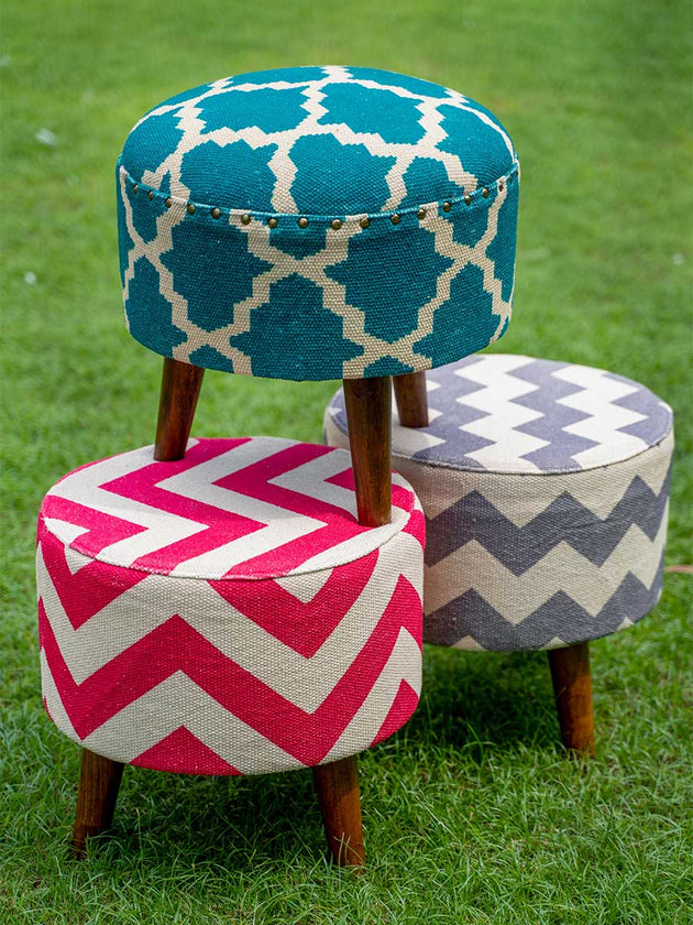 Upholstered Ottomans - Pinklay