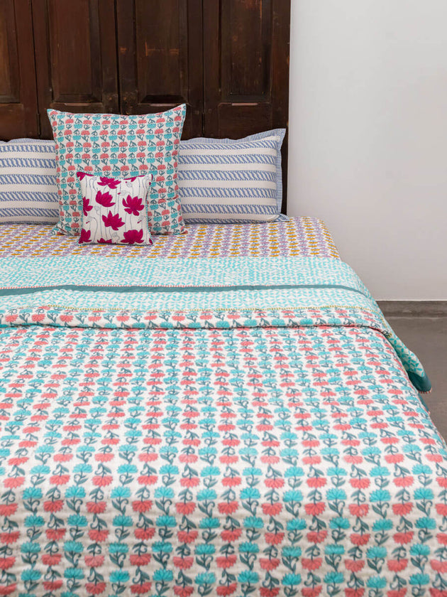 Sacred Lotus Organic Cotton Quilt - Pinklay