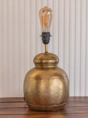 Hammered brass lamp base top