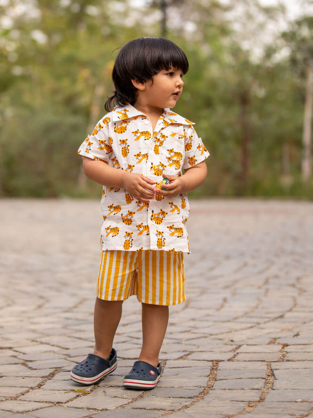 Set of 2 - Tiger Land Shirt & Shorts | Pinklay