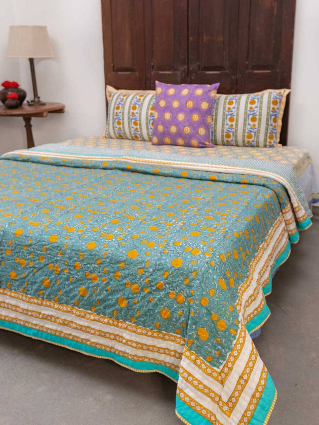 Utsa Block Printed Cotton Quilt - Pinklay