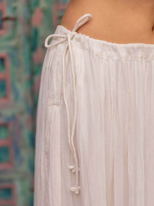 White Crinkled Skirt | Pinklay