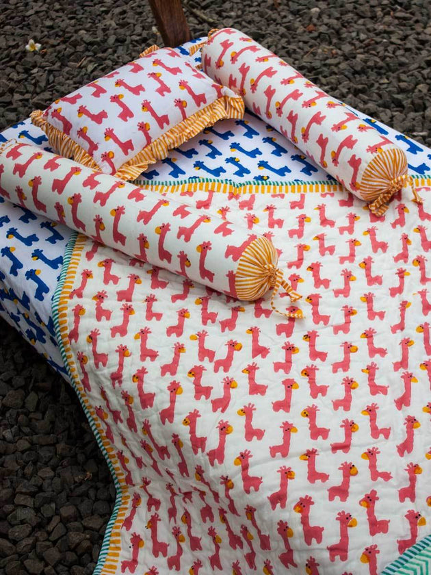 Pink Giraffe GOTS Certified Organic Cotton Cot Bedding Set of 5 - Pinklay