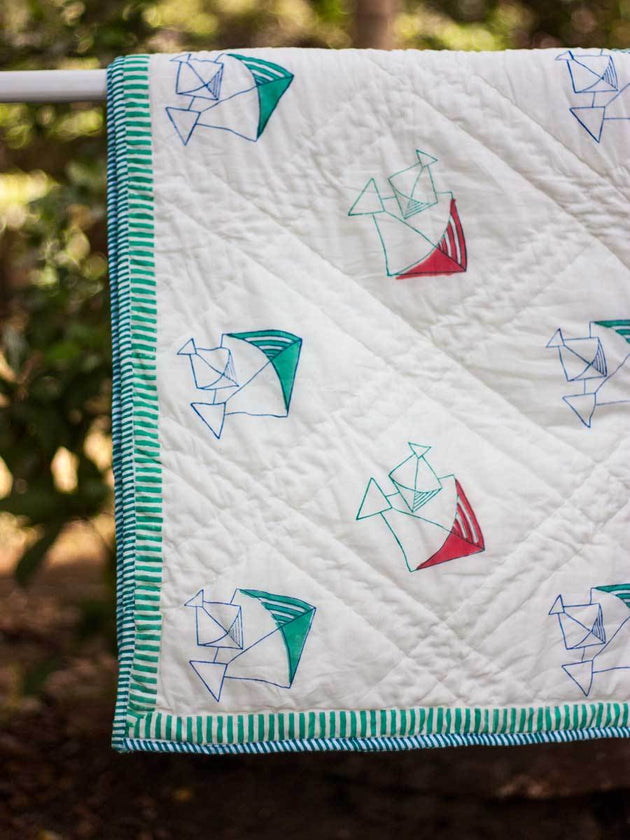 Kite GOTS Certified Organic Cotton Reversible Quilt for Infants and Toddlers - Pinklay