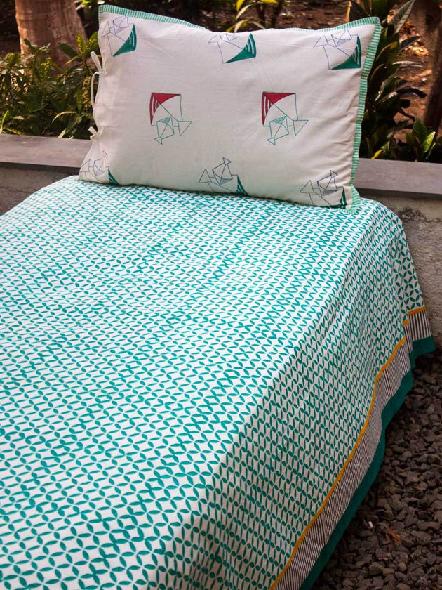 Kite Organic Cotton Bedsheet - Pinklay